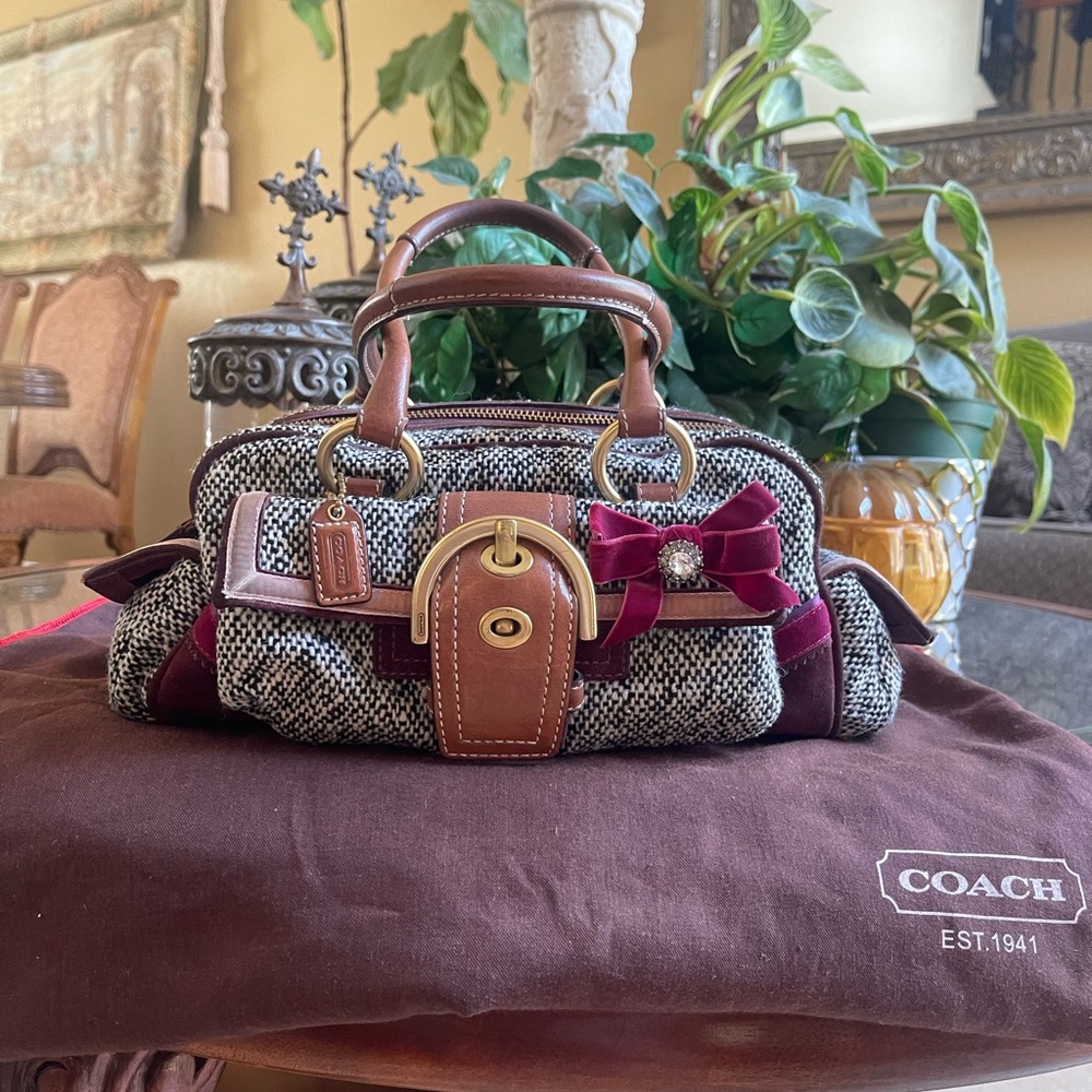 Coach handbag